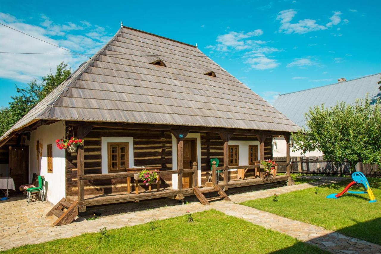 Casa Strabunicului Hotel Partestii de Sus  Ngoại thất bức ảnh