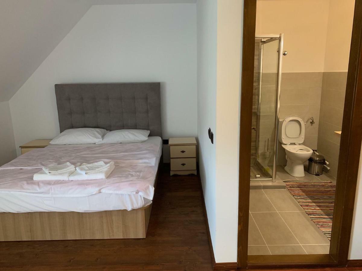 Casa Strabunicului Hotel Partestii de Sus  Ngoại thất bức ảnh